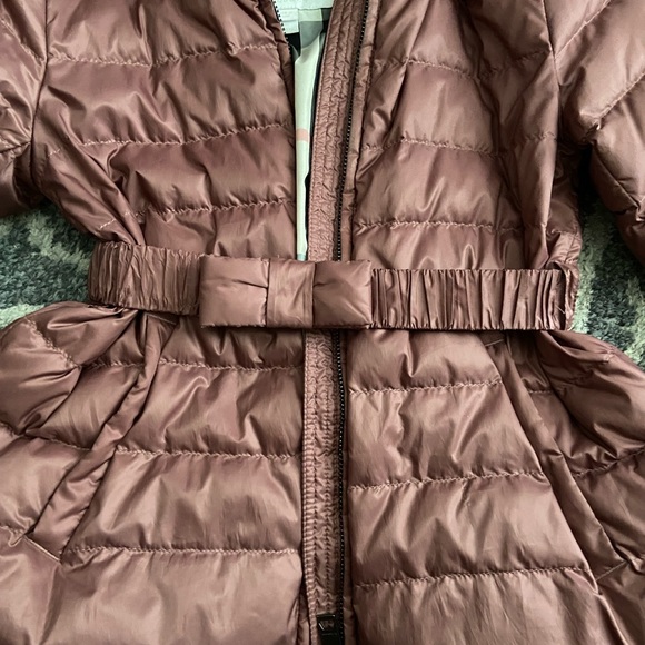 Burberry Kids Puffer Jacket in Burgundy - Picture 3 of 12